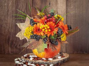 Lire la suite à propos de l’article Décoration florale de Thanksgiving : arrangements floraux DIY pour Thanksgiving