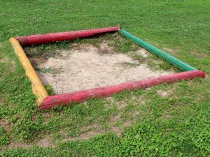 Lire la suite à propos de l’article Potager bac à sable – Cultiver des légumes dans un bac à sable