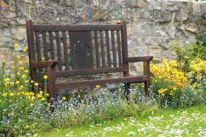 Lire la suite à propos de l’article Idées de sièges de jardin : quels sont les différents types de sièges de jardin