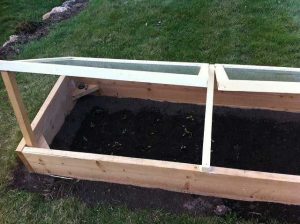 Lire la suite à propos de l’article Construction à charpente froide : comment construire une charpente froide pour le jardinage