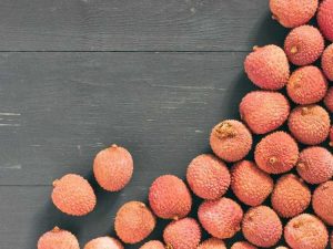 Lire la suite à propos de l’article Le litchi perd ses fruits : quelles sont les causes de la chute des fruits du litchi