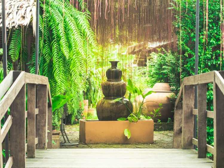 Lire la suite à propos de l’article Idées de jardin Feng Shui pour un espace extérieur serein