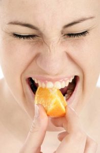 Lire la suite à propos de l’article Pourquoi une orange est trop acide : comment rendre les oranges plus sucrées