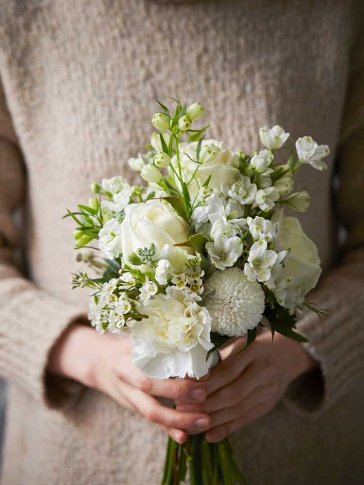 You are currently viewing Fleurs blanches pour les jardins de coupe – 5 magnifiques fleurs blanches pour les bouquets