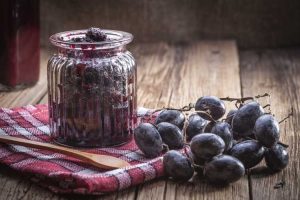 Lire la suite à propos de l’article Cultiver des raisins pour la gelée et la confiture : quelles sont les meilleures variétés de gelée de raisin