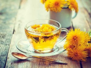 Lire la suite à propos de l’article Avantages de la tisane de pissenlit : cultiver des pissenlits pour le thé
