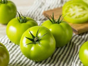 Lire la suite à propos de l’article Manger des tomates vertes non mûres peut en fait être bon pour vous