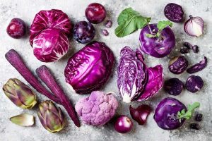 Lire la suite à propos de l’article Aliments violets sains : devriez-vous manger plus de fruits et légumes violets
